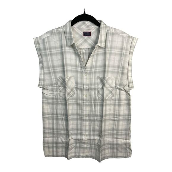 UNTUCKit Women's‎ Villefranche Capped Sleeve Button Up Blouse in Sage Green 12 - Picture 1 of 7